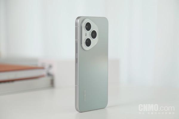 验：荣耀最强数字系列 真实就是力量不朽情缘模拟器荣耀400 Pro体(图5)