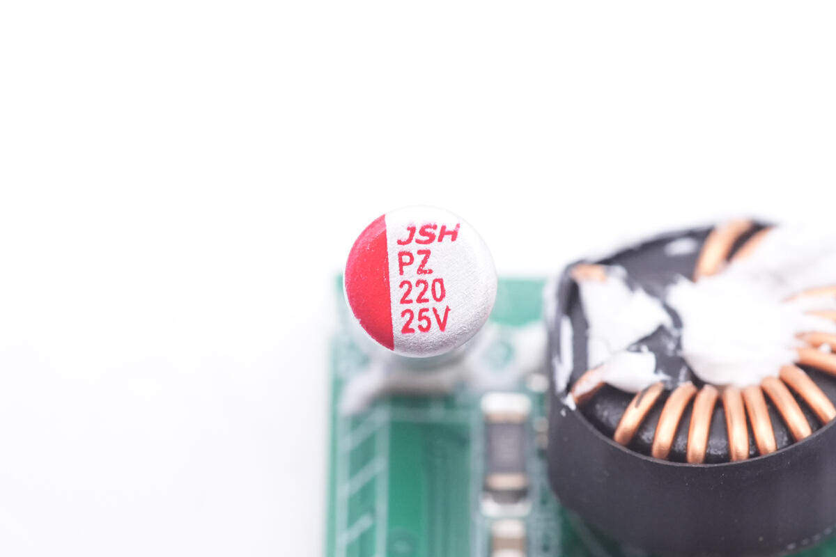 翔65W 2C1A多功能氮化镓磁吸充电器拆解mg不朽情缘网站来看看你的移动桌面充电站今(图12)